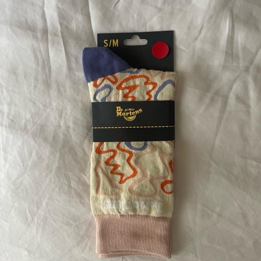 NWT Dr. Marten Cotton Blend Crew Socks Songwaves